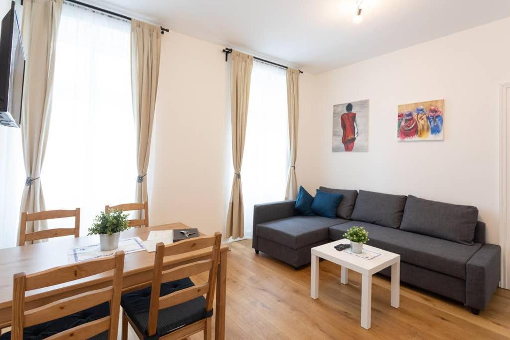 14 C&J'S Apartment Vienna Exterior photo